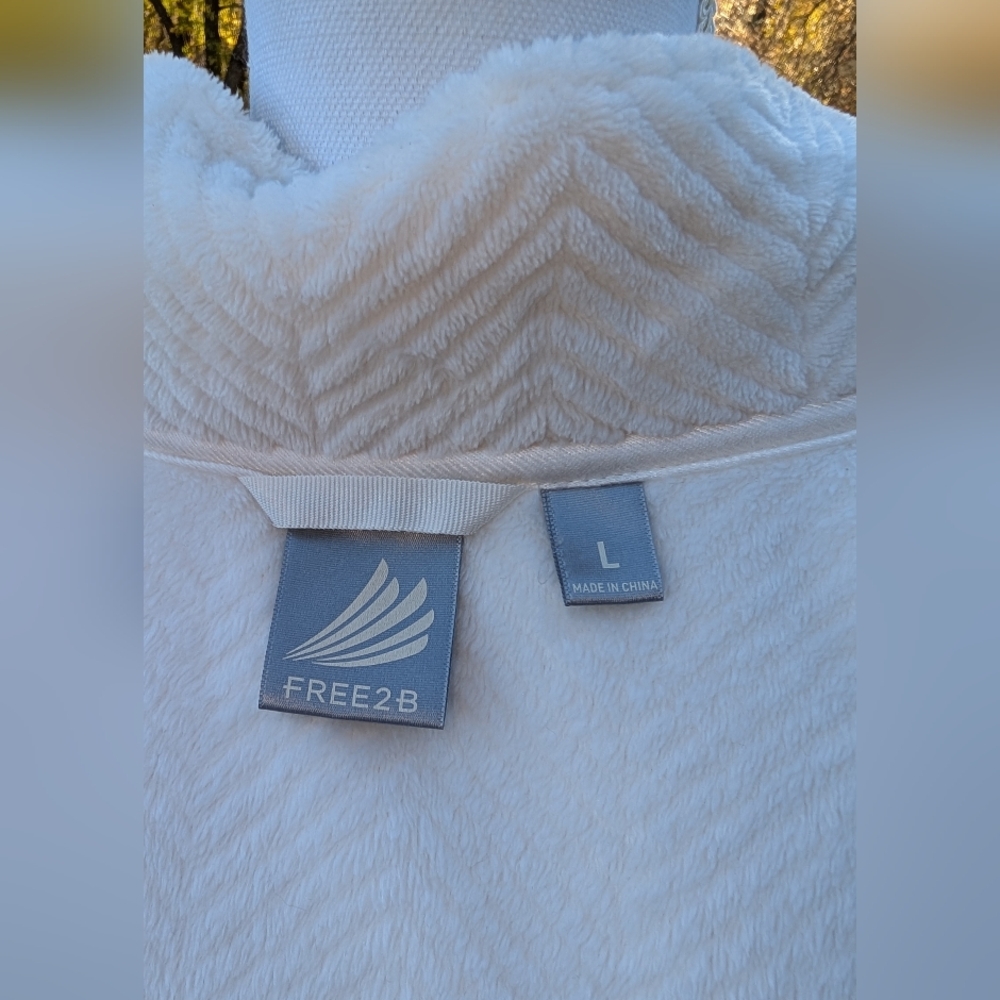 Free2B Butter Fleece Full-Zip Jacket, Creamy White, L  NWOT - Picture 6 of 12